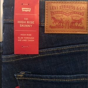 Levi 721 High-rise skinny jeans
